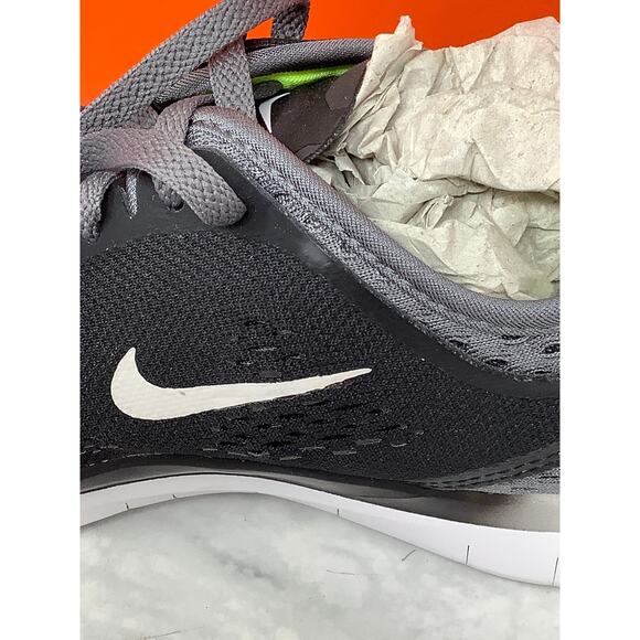 Nike Women's 5.5 Black Free 5.0 Tri Fit 5 Breathe Running Shoes Athletic BR2-1 - Picture 6 of 14